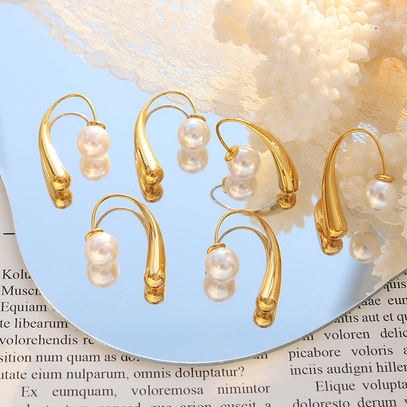 Gold-plated mother-of-pearl earrings