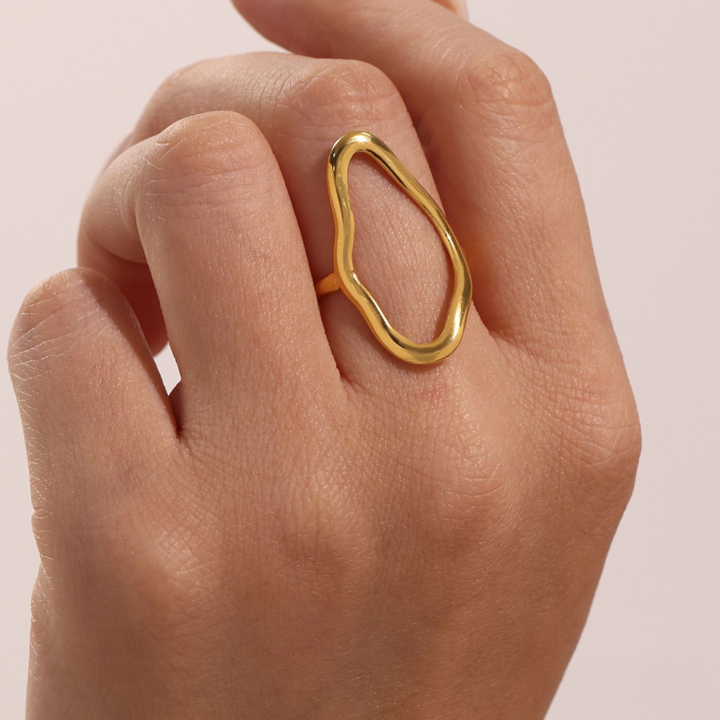 Adjustable Wavy Geometric Ring