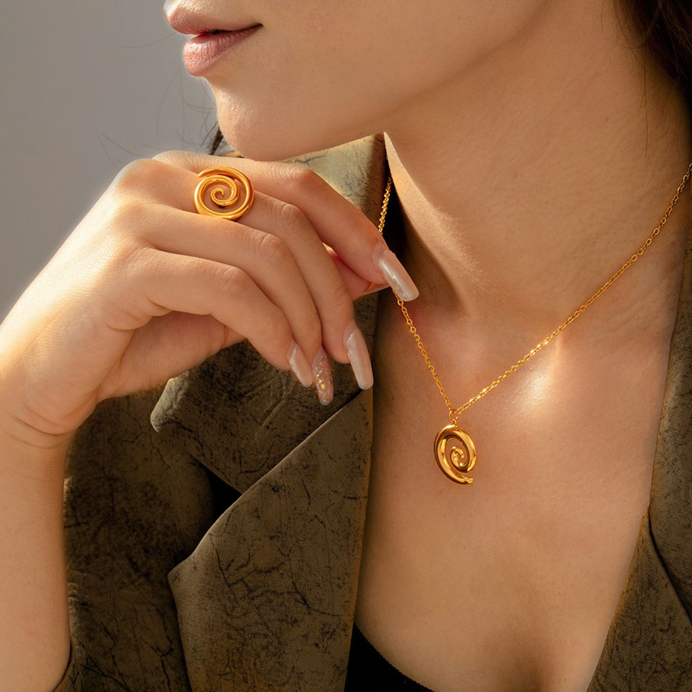 Parure Spirale – Ensemble bague & collier
