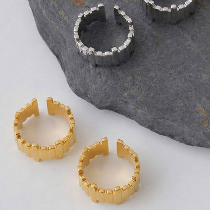 Bague barres minimalistes