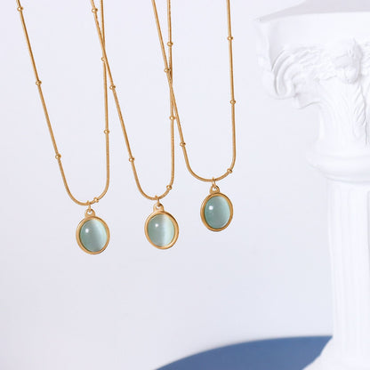 Collier pendentif ovale œil de chat