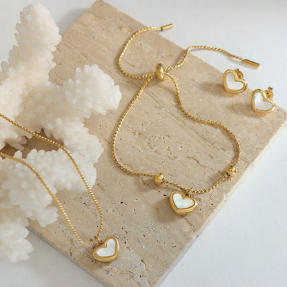 White mother-of-pearl heart jewelry set
