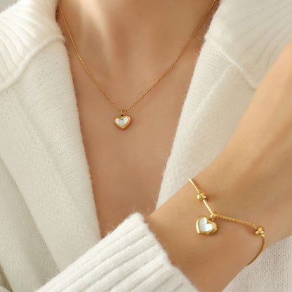 White mother-of-pearl heart jewelry set
