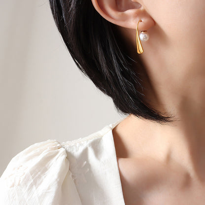 Gold-plated mother-of-pearl earrings