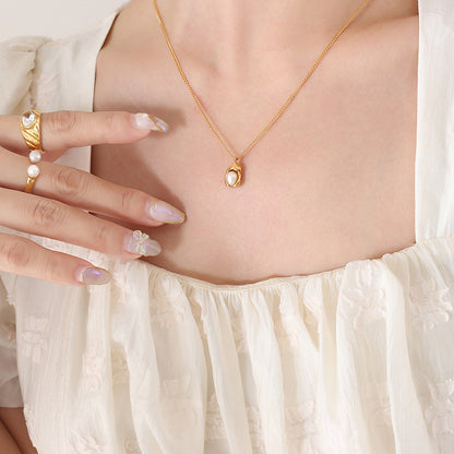 Irregular Natural Freshwater Pearl Necklace